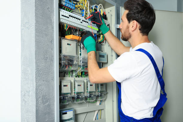Best Emergency Electrical Repair  in De Queen, AR
